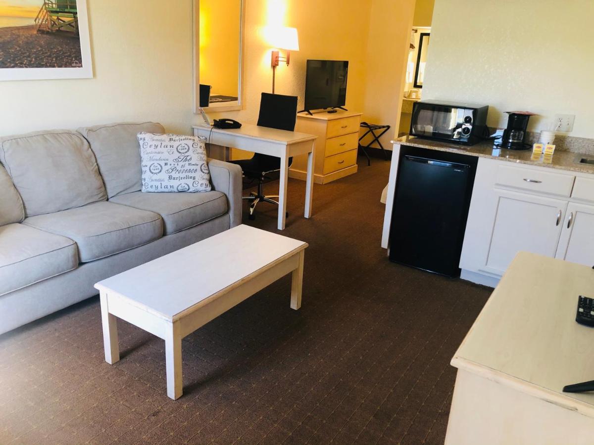Days Inn & Suites By Wyndham Navarre - Near Beaches Hurlburt Luaran gambar